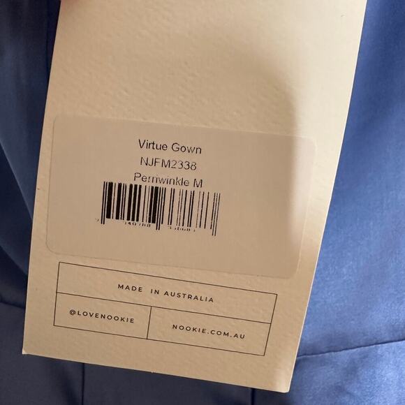 NWT Nookie Virtue Satin One Shoulder Gown Women's Periwinkle Size Medium - Picture 6 of 8